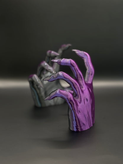 The Hand – Vegghengt krok med attitude