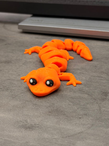 SALG - salamander (tilfeldig farge)