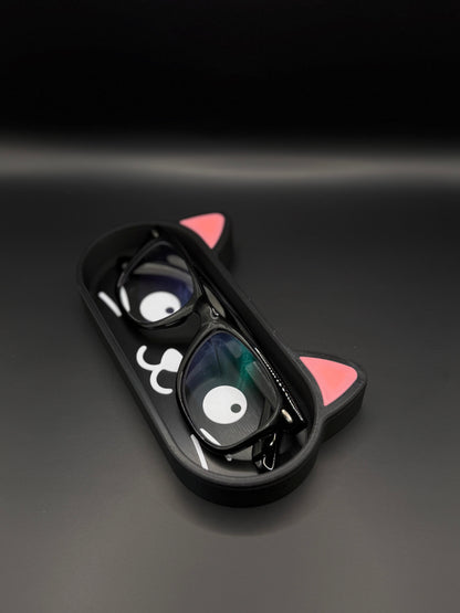 Brillekatt - svart og hvit variant