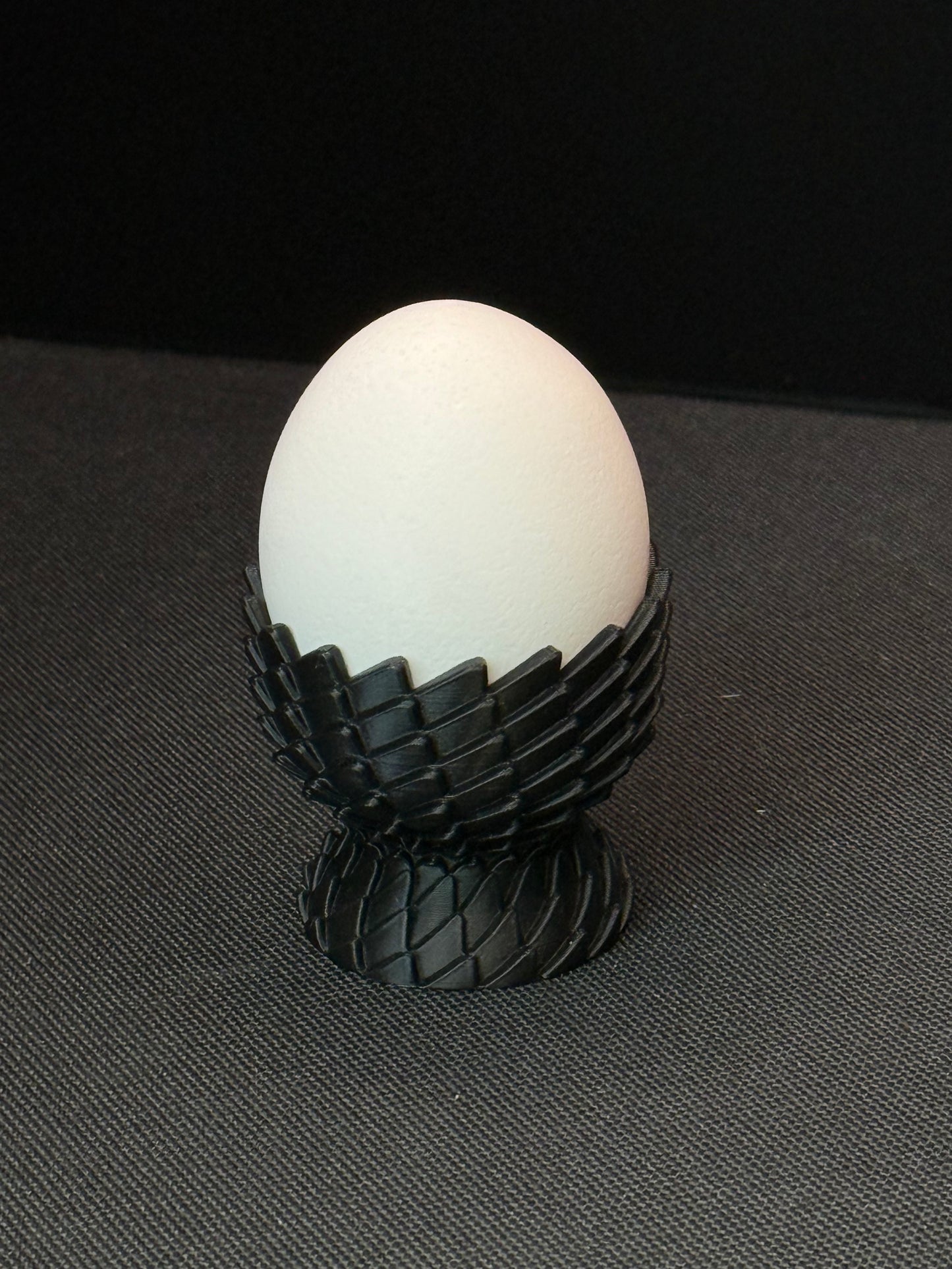 Dragon Scale eggholder