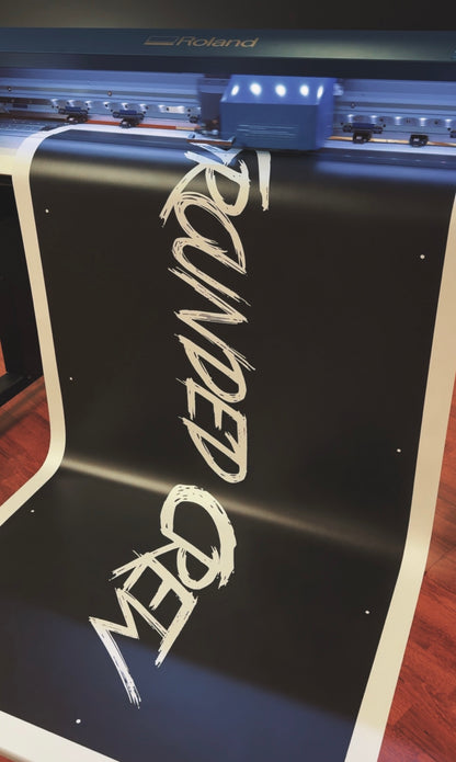 Banner på løpemeter – ferdig printet og maljet